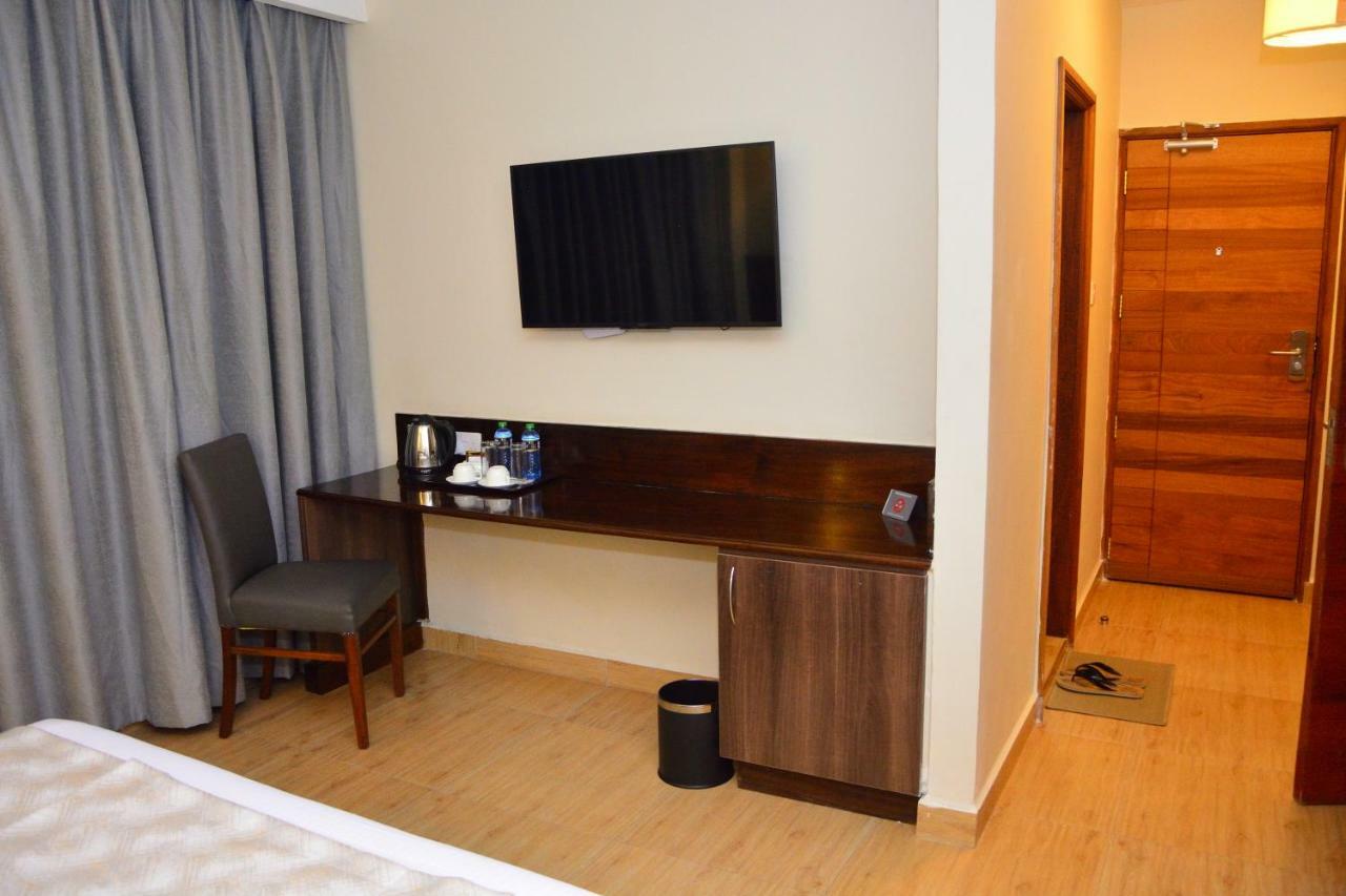 Razana Hotel Nairobi Bagian luar foto